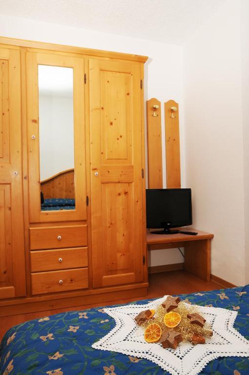 Residence Marisol Camere & Appartamenti - Mezzana Centre 部屋 写真
