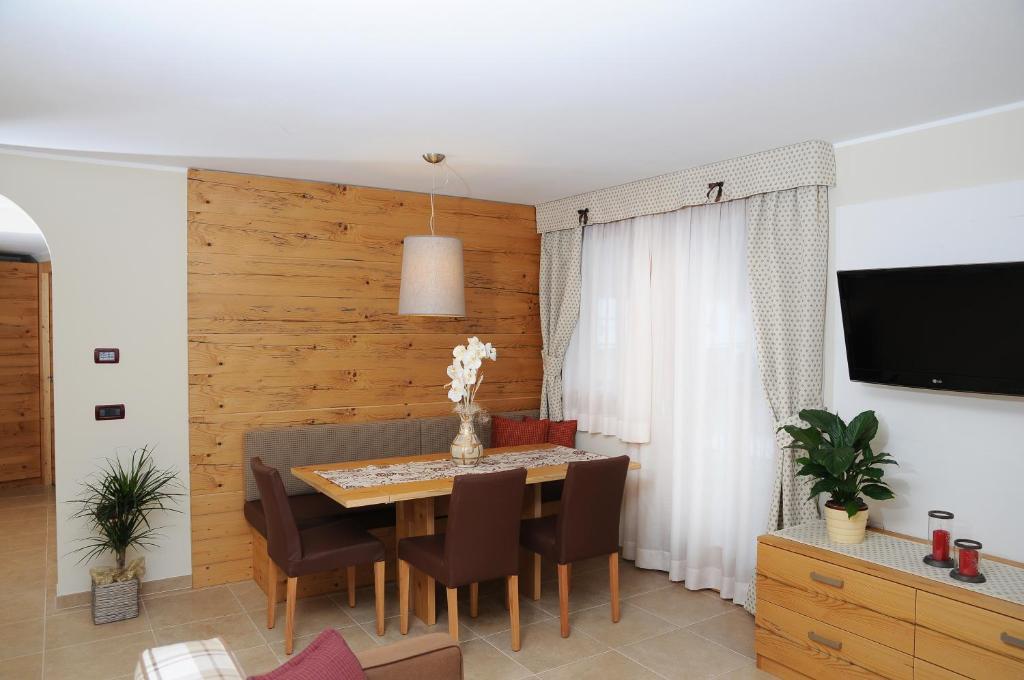 Residence Marisol Camere & Appartamenti - Mezzana Centre 部屋 写真