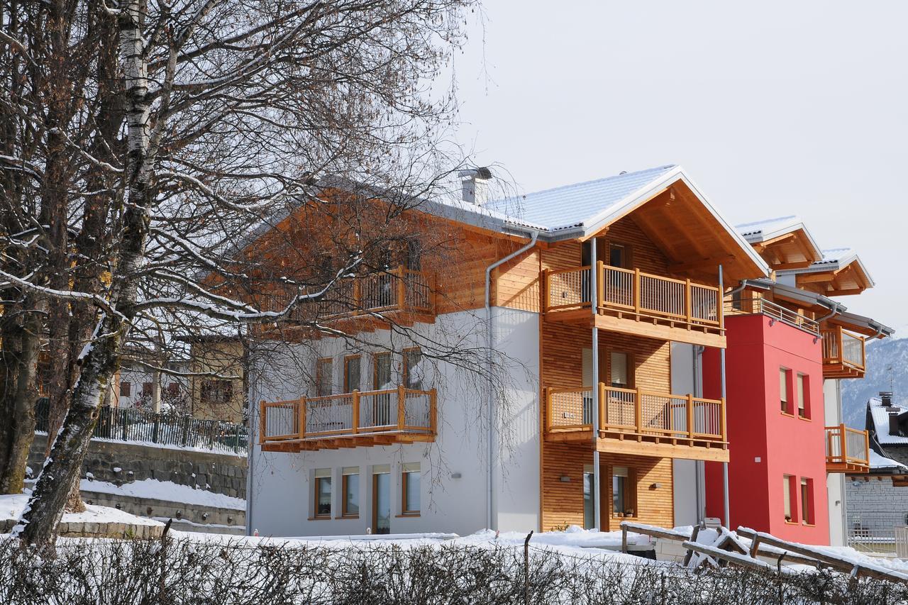 Residence Marisol Camere & Appartamenti - Mezzana Centre エクステリア 写真